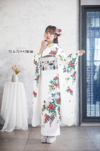なえなのの振袖 なえなの