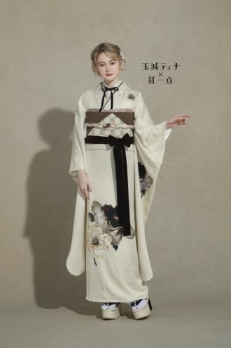 玉城ティナ×紅一点 KI-7