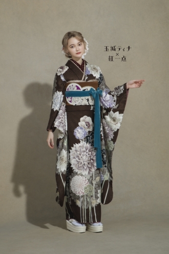 玉城ティナ×紅一点 KI-421