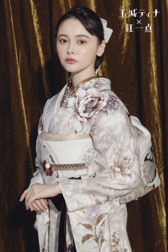 玉城ティナ×紅一点 KI-543