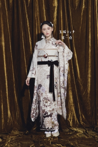 玉城ティナ×紅一点 KI-543