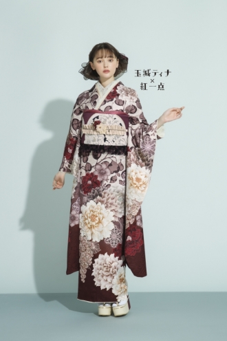 玉城ティナ×紅一点 KI-582