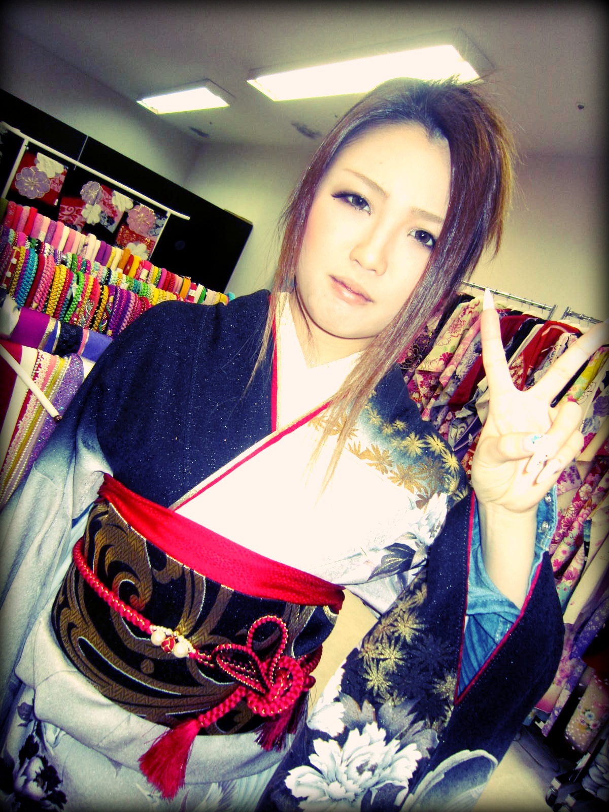 姫路市以外の成人式も 結婚式の振袖レンタルも ブログ 姫路の振袖はkinakoで決まり 成人式や卒業式の袴など最新ブランド多数